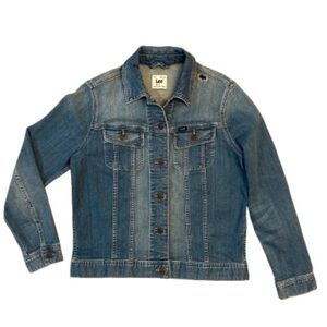 Lee Classic Blue Distressed Denim Jean Jacket. Excellent condition.